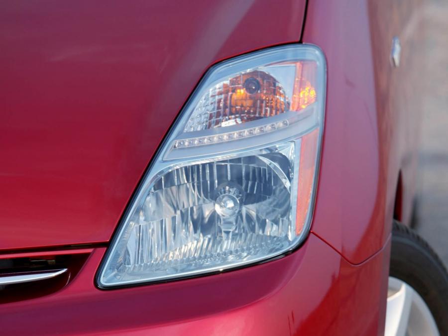  Toyota Prius Touring Edition 2007 года  (фото 12 из 22)